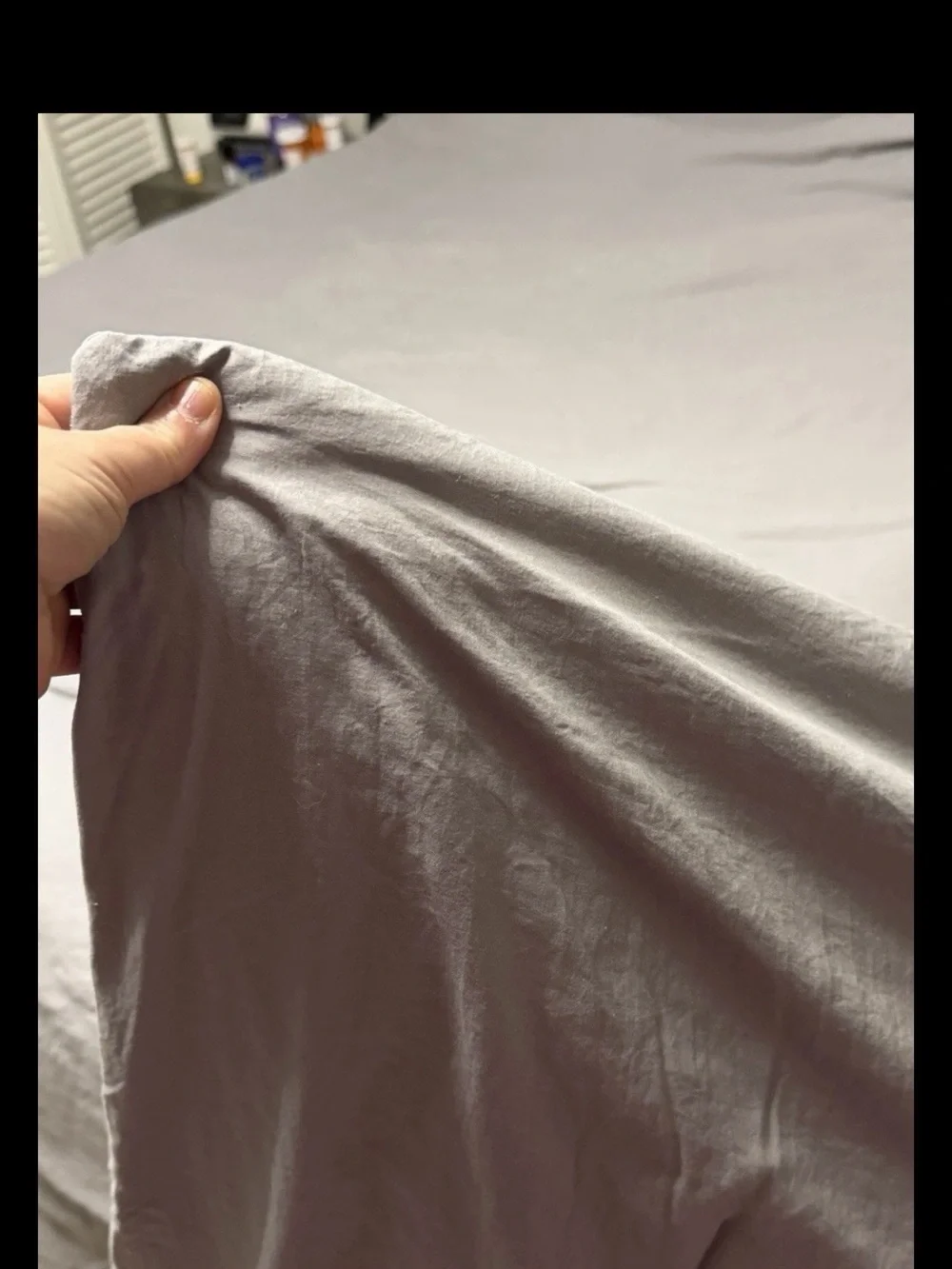 Soft Gray Comforter Set - Modern Minimal Bedding Queen with shams good shape